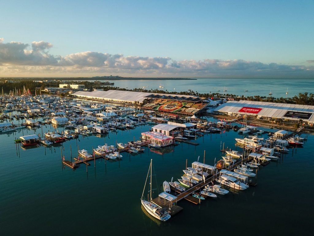 Fevrier festivals international boat show salon nautique de Miami key biscayne voile marine stadium agenda du mois que faire a miami en fevrier blog miami off road