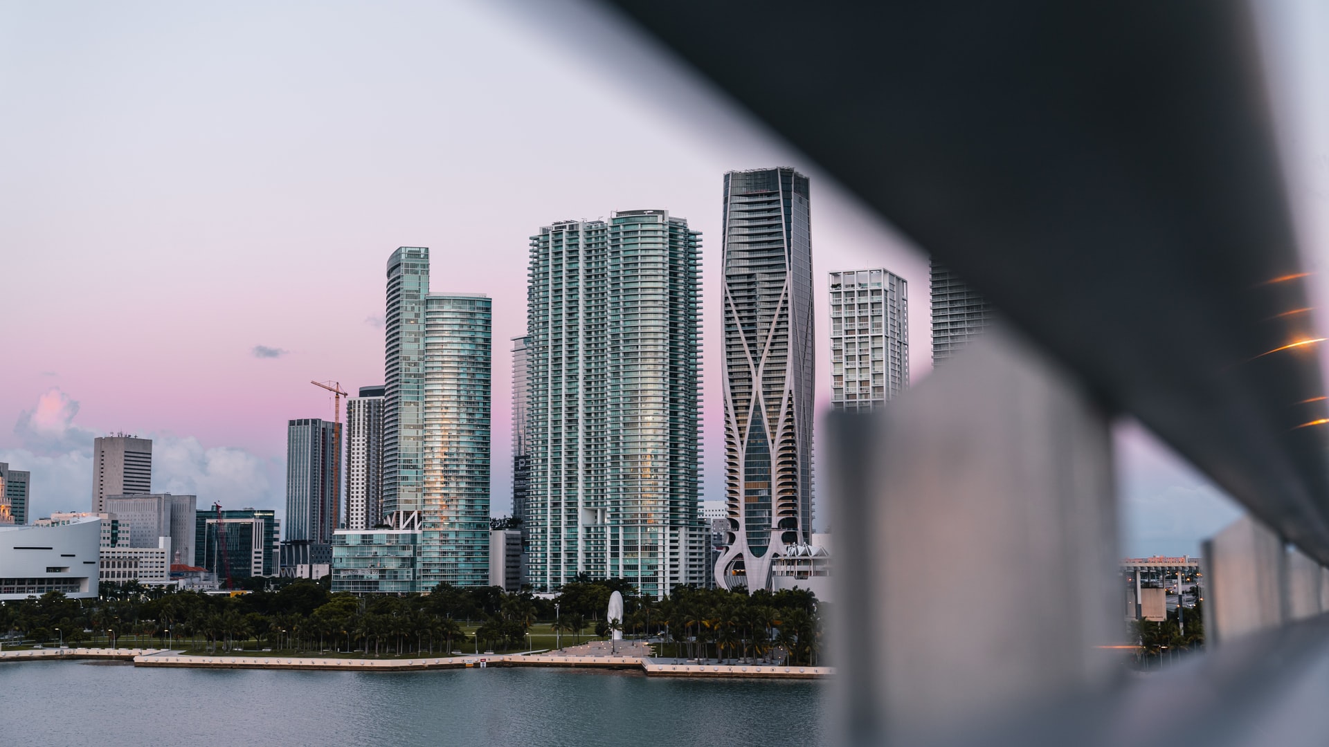 Downtown Miami vu depuis un le pont MacArthur causeway
